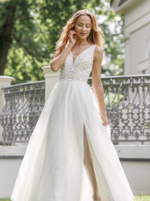 Šaty Blonde